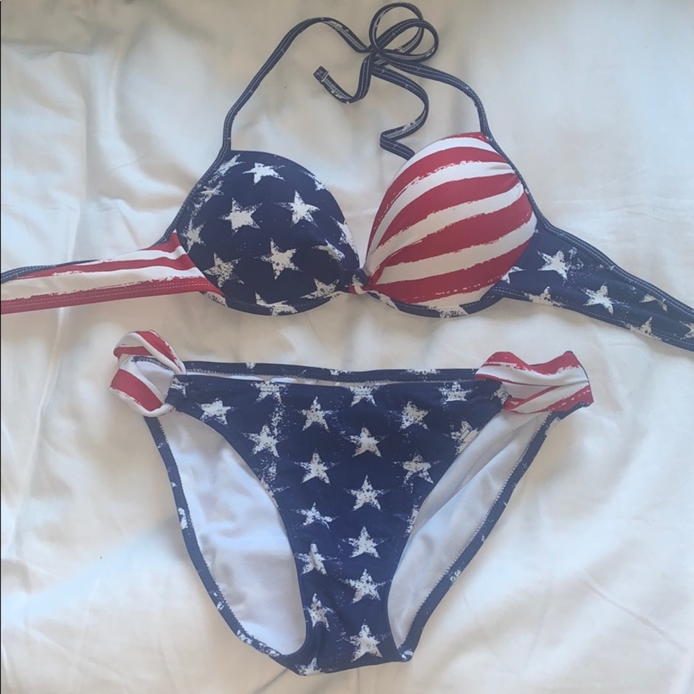 USA Push-Up swimsuit